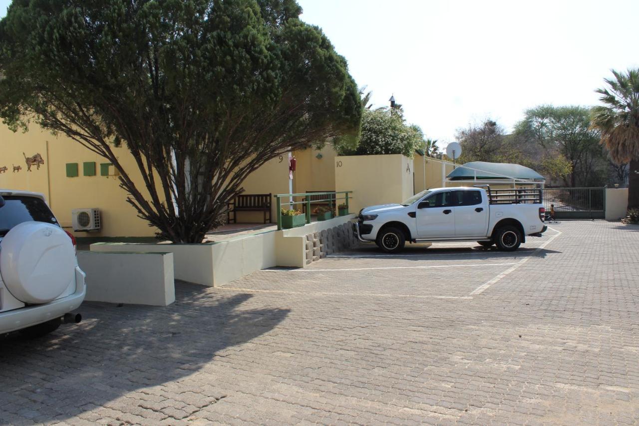 Onganga Hotel Pension Windhoek Exterior photo