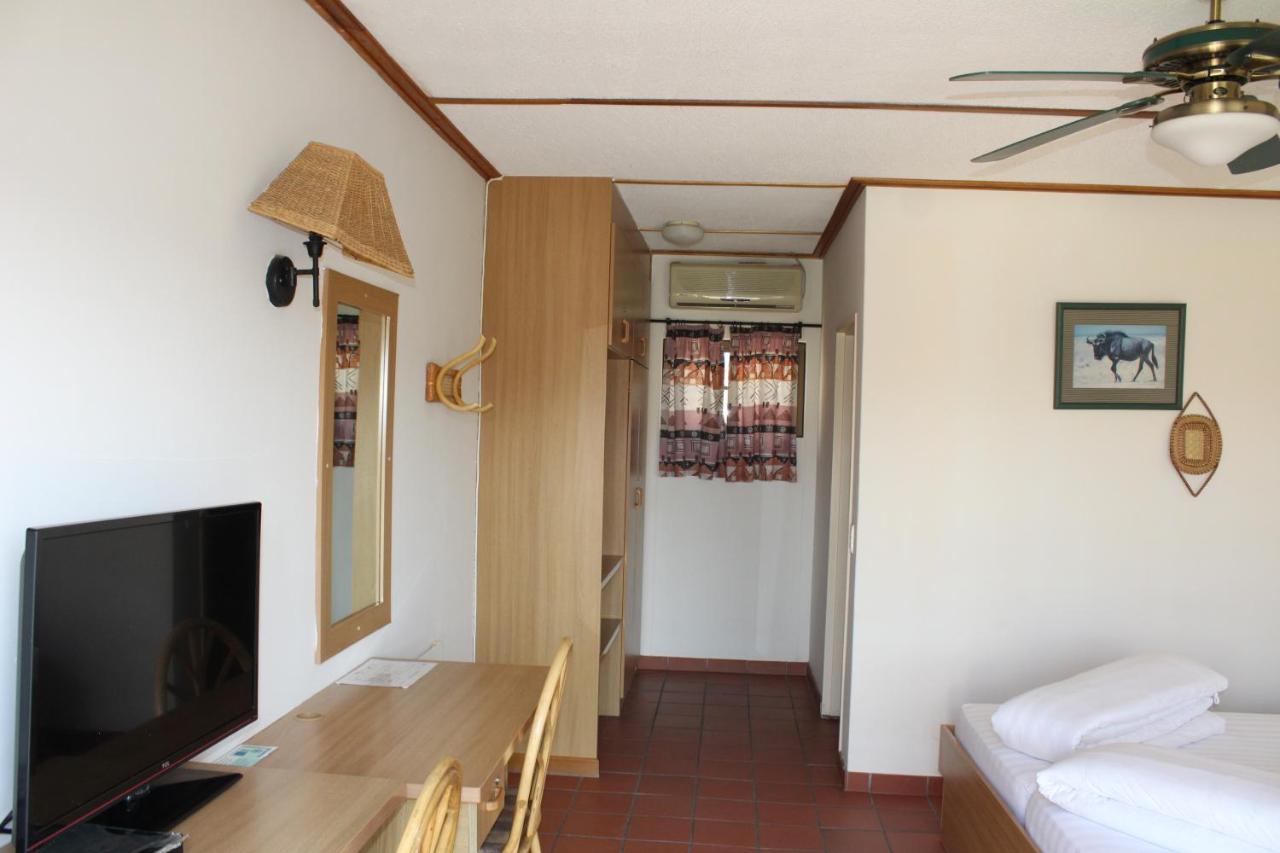 Onganga Hotel Pension Windhoek Exterior photo