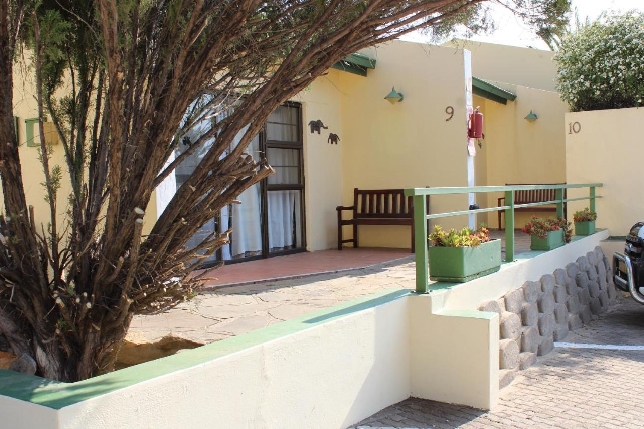 Onganga Hotel Pension Windhoek Exterior photo